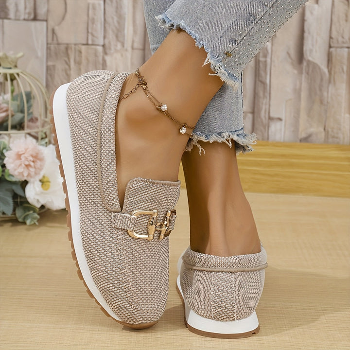 Lindi – The Lightweight Comfort Slip-On