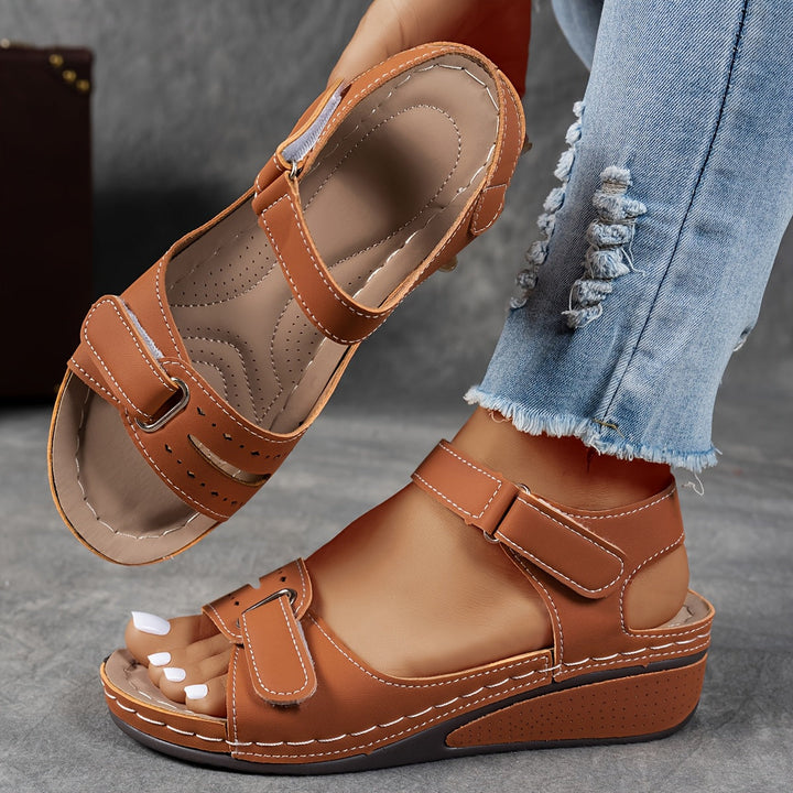 Célima | Trendy Orthopaedic Sandal