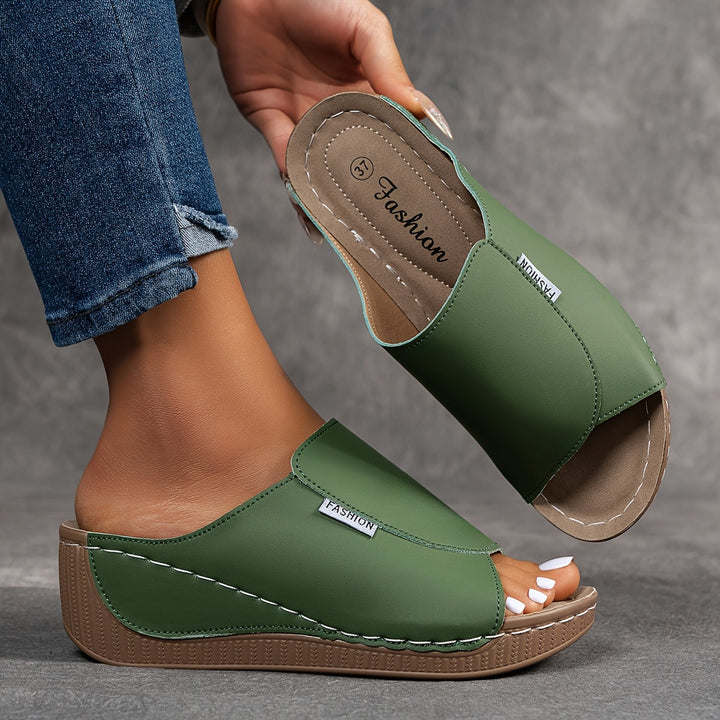 Indy – Comfortable Slipper with Arch Support