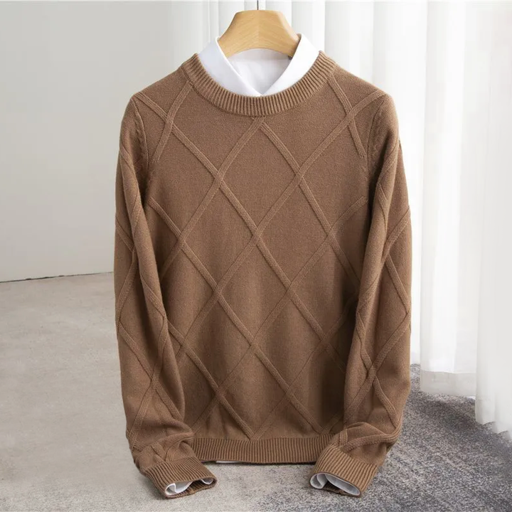 James - Sweater