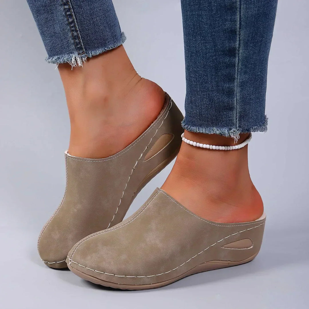 Samira | Orthopaedic Support Slippers