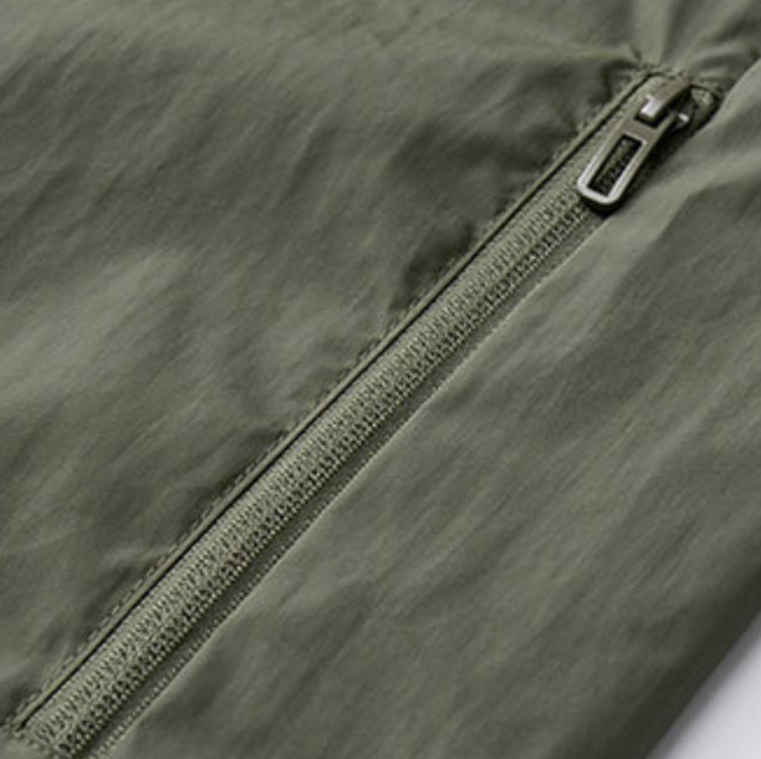 Rennie | Windbreaker for Urban Explorers