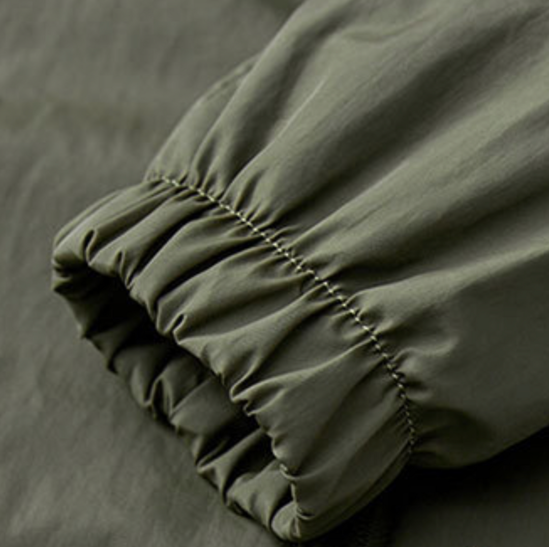 Rennie | Windbreaker for Urban Explorers