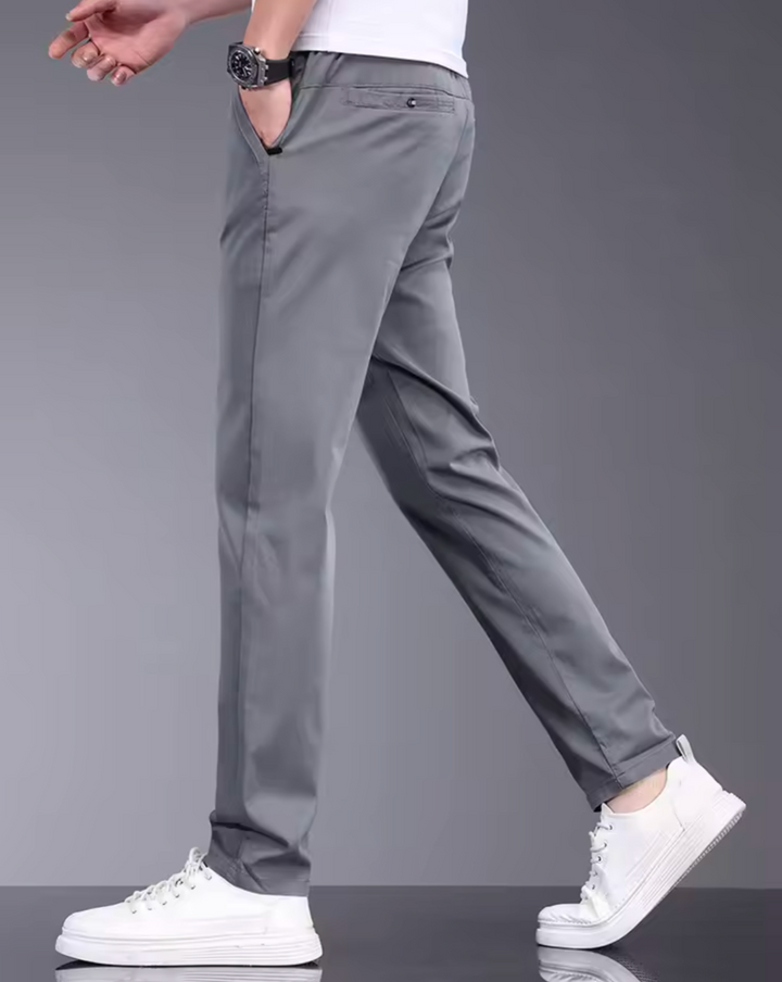 Mees | Refined Chinos