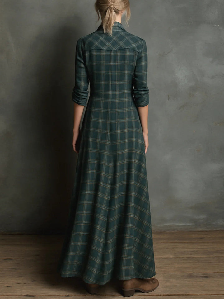 Long dress with green checked collar