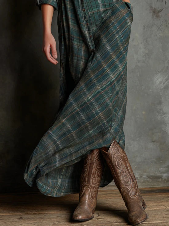 Long dress with green checked collar
