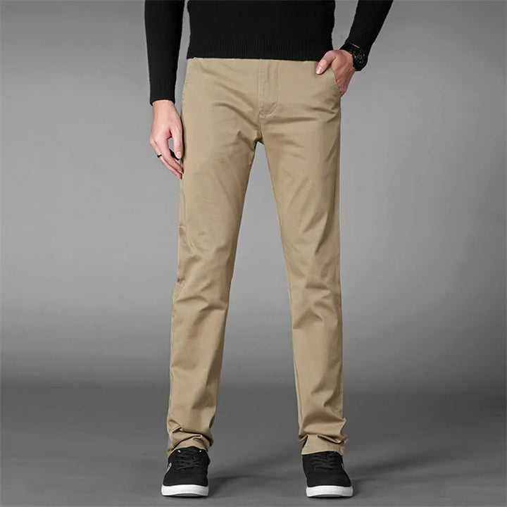 Levi | Classic Fit Chinos