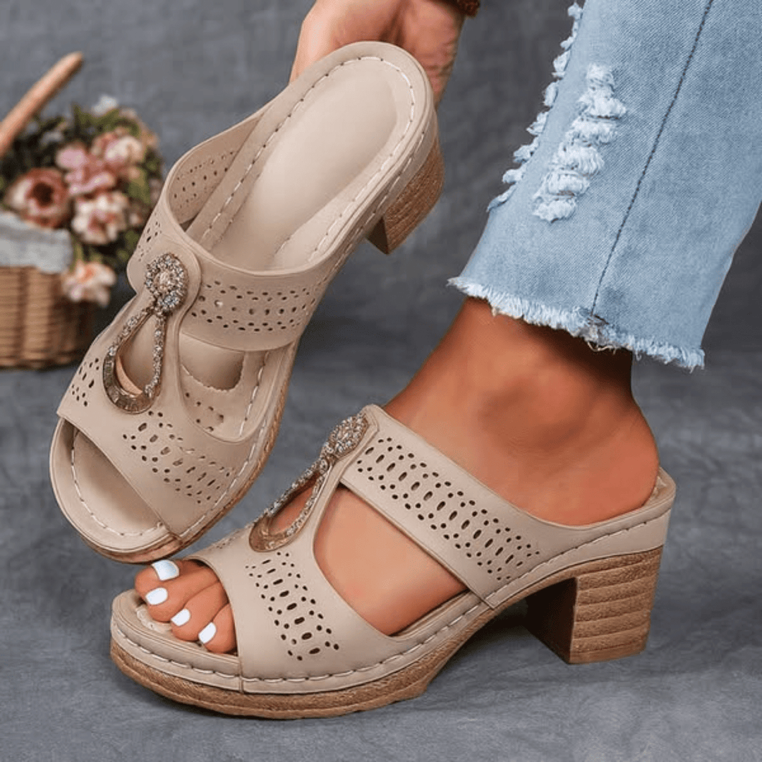 DELACROIX | Comfortable Orthopaedic Sandals Isabelle