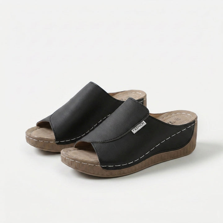 Indy – Comfortable Slipper with Arch Support